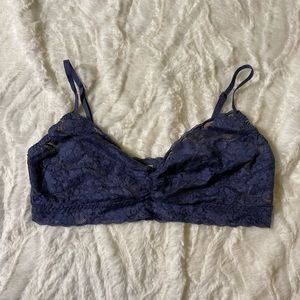 Gillian & O’Malley Lace Bralette Size L/XL Blue